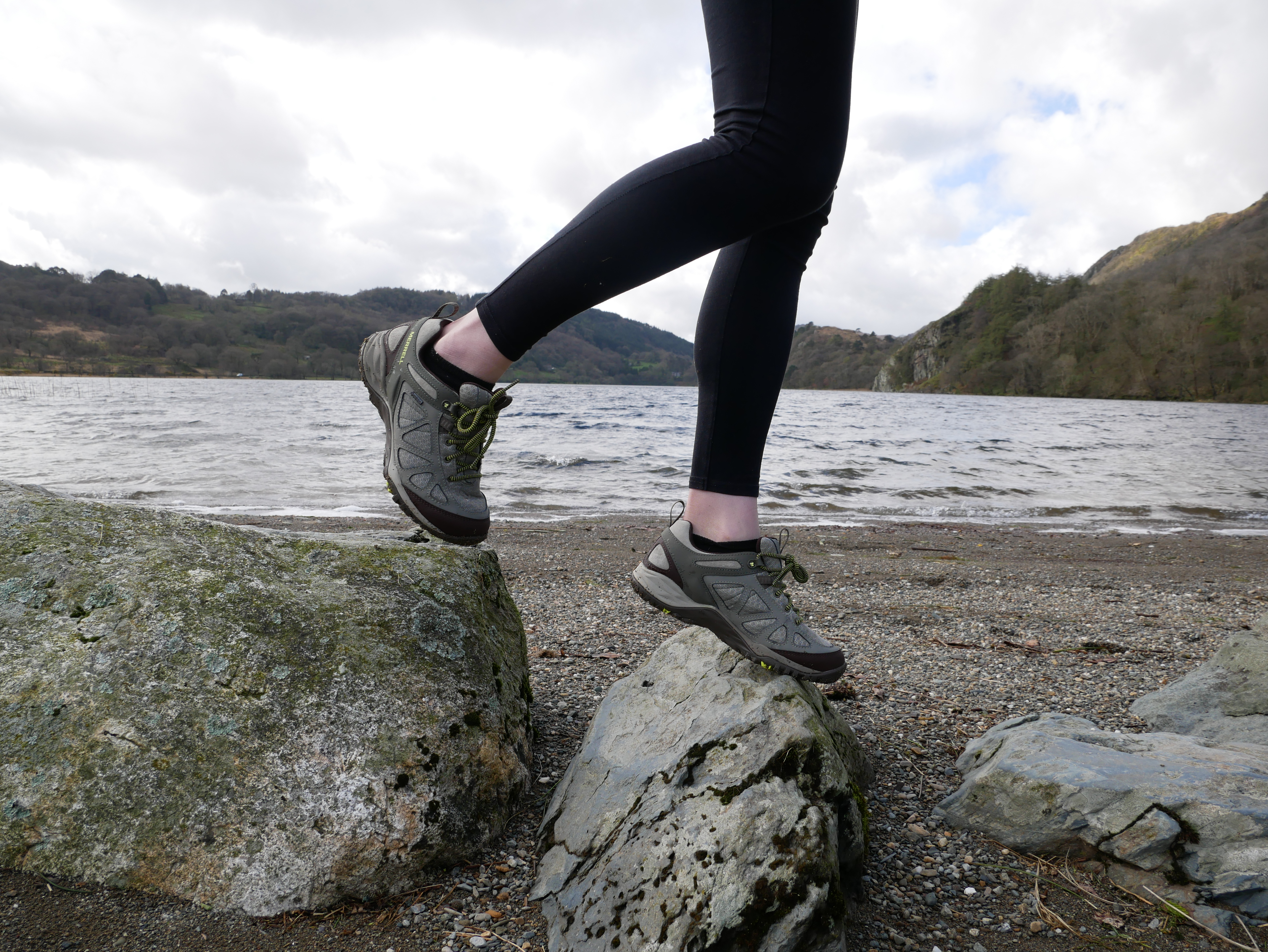 What to wear and tips for walking up Snowdon